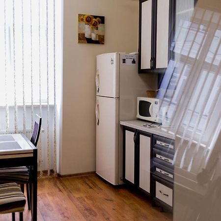 Apartment On Valova Street Lviv Exteriör bild
