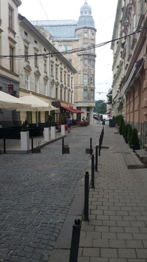 Apartment On Valova Street Lviv Exteriör bild