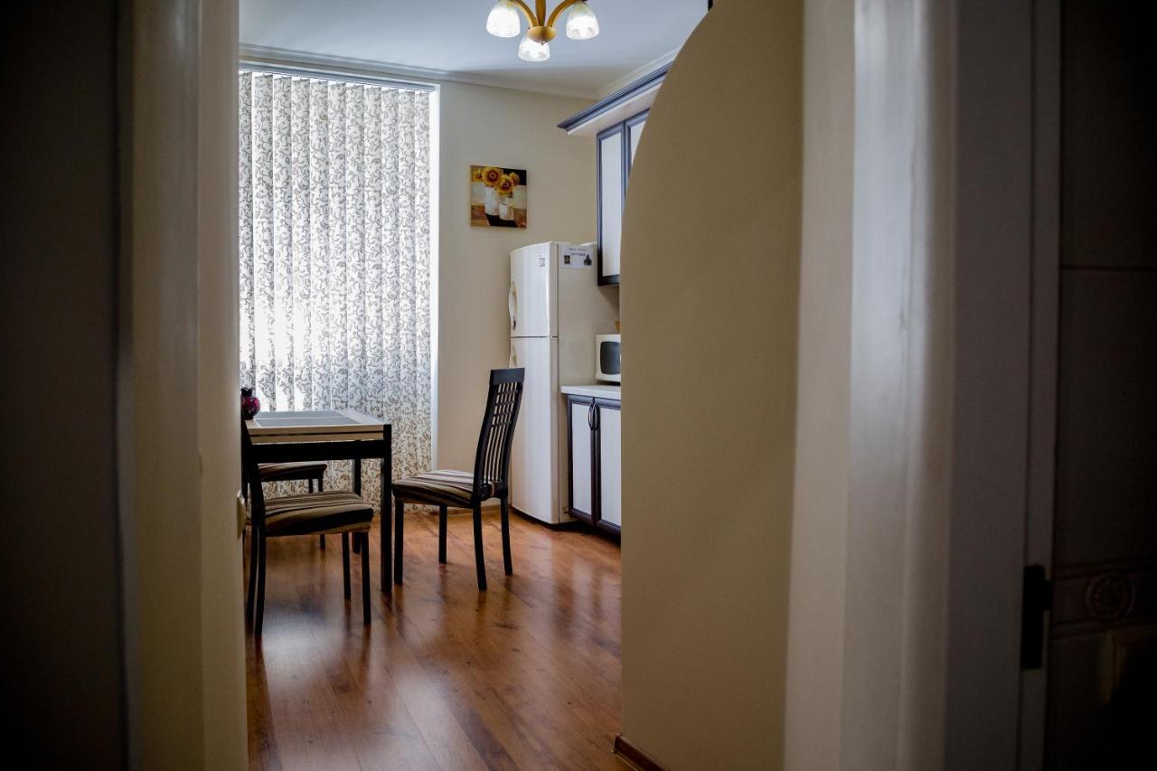 Apartment On Valova Street Lviv Exteriör bild
